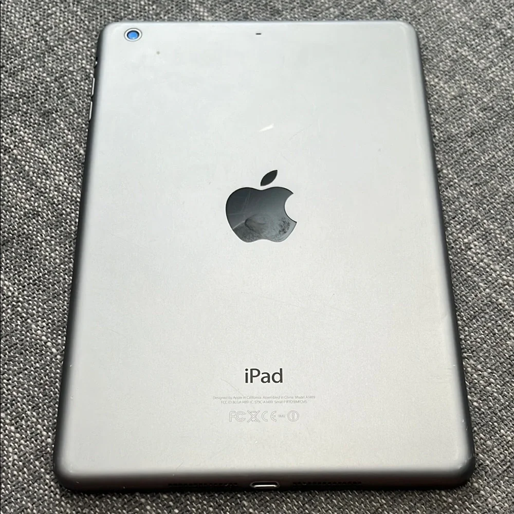 Apple iPad mini 2